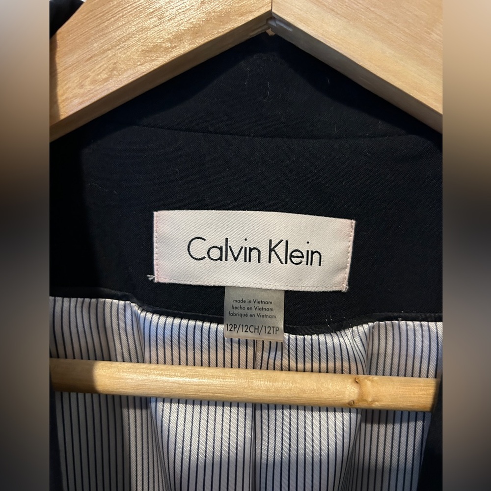 Calvin Klein Women's Classic Navy Suit Jacket - Picture 2 of 5